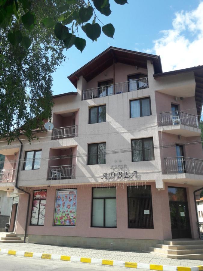 Advel Guest Hous Hotel Madzhare Bagian luar foto