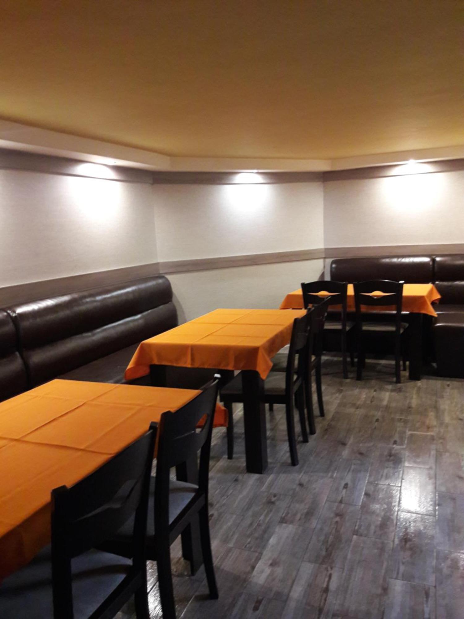 Advel Guest Hous Hotel Madzhare Bagian luar foto