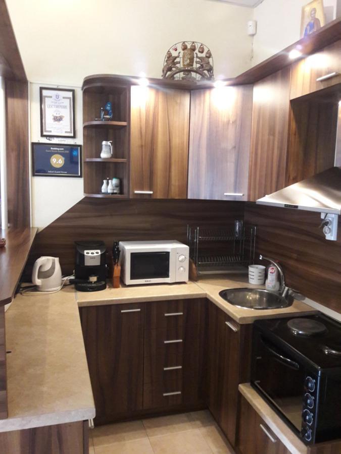 Advel Guest Hous Hotel Madzhare Bagian luar foto