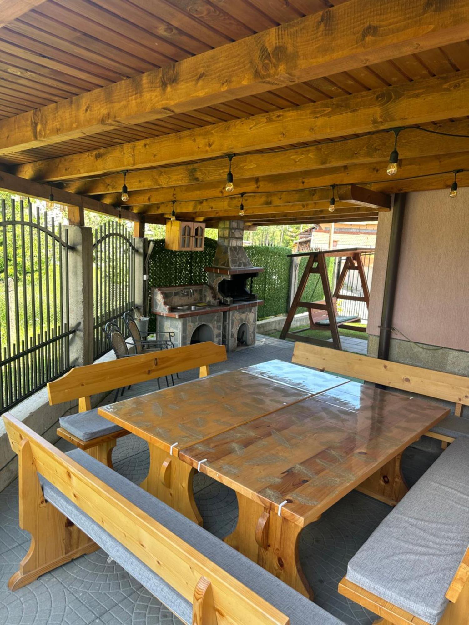 Advel Guest Hous Hotel Madzhare Bagian luar foto