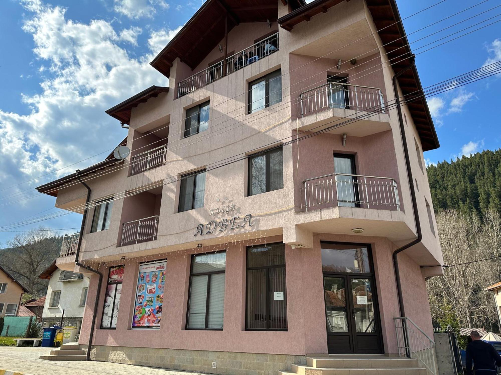 Advel Guest Hous Hotel Madzhare Bagian luar foto