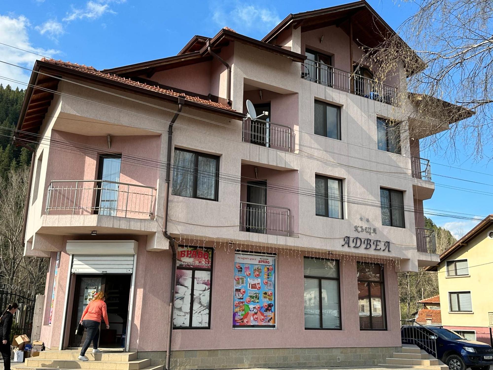 Advel Guest Hous Hotel Madzhare Bagian luar foto