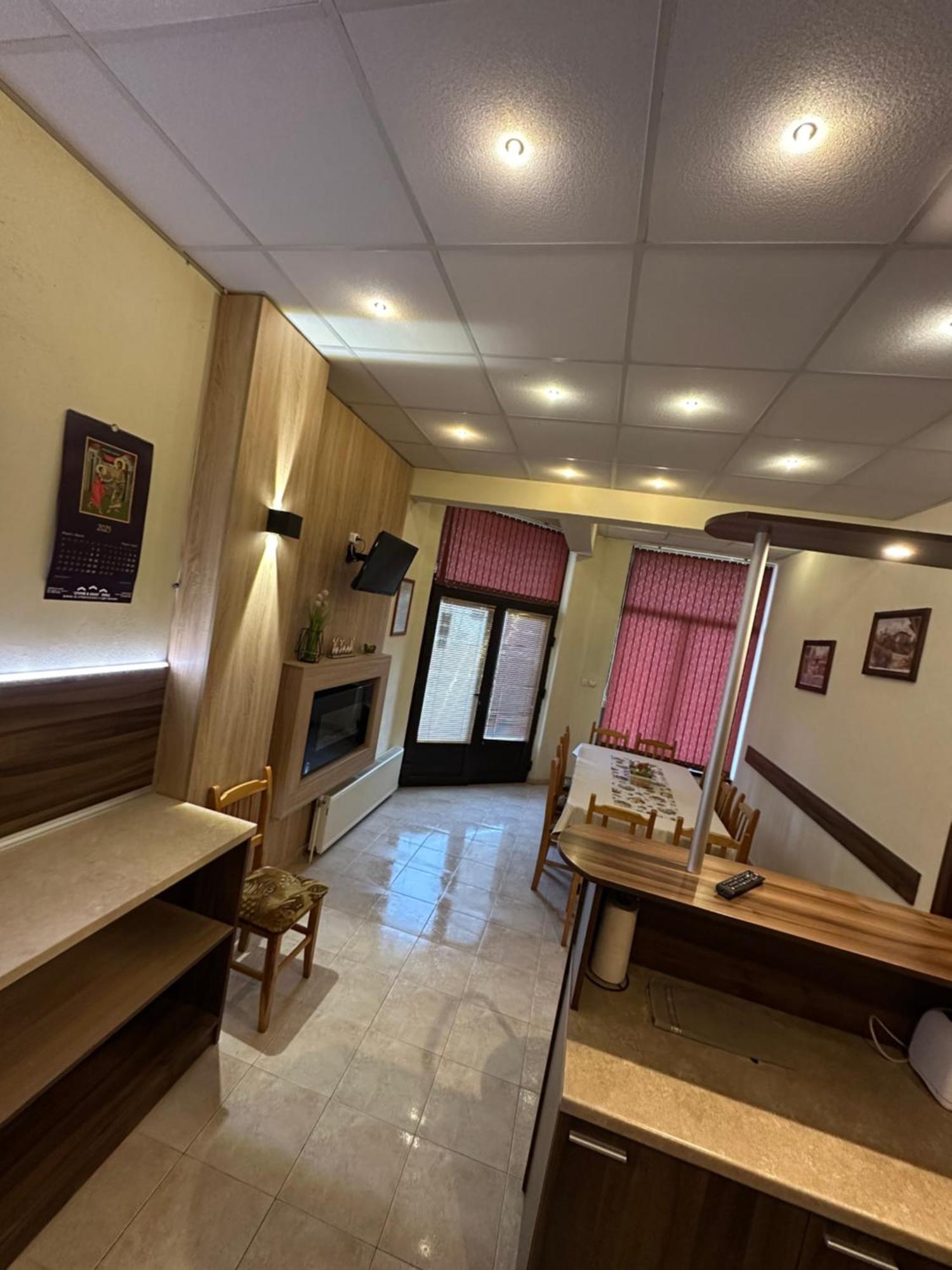 Advel Guest Hous Hotel Madzhare Bagian luar foto