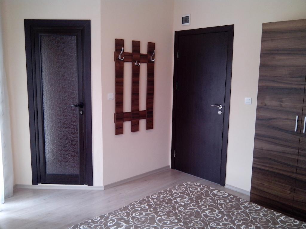 Advel Guest Hous Hotel Madzhare Ruang foto